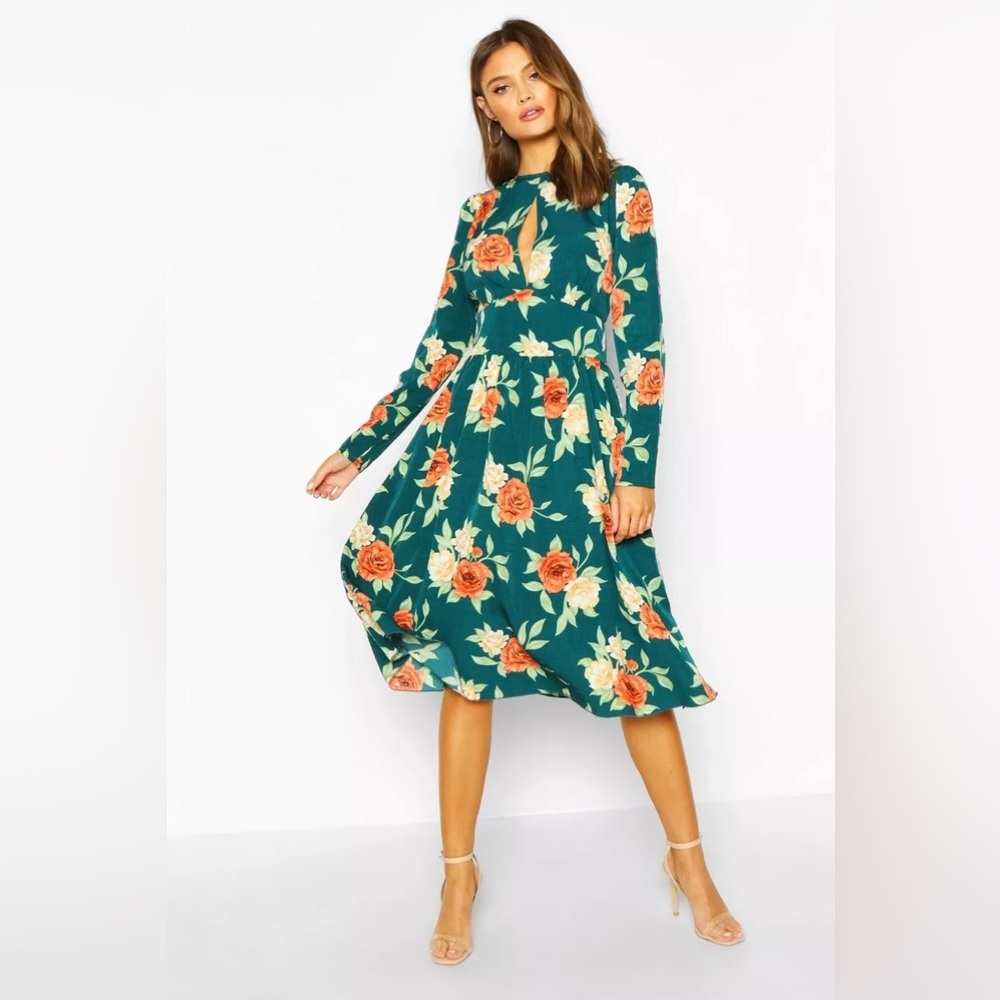 Boohoo Floral Green Dress // Size 8